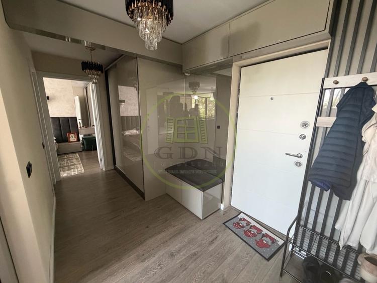 Apartament cu 2 camere, mobilat în Calea București