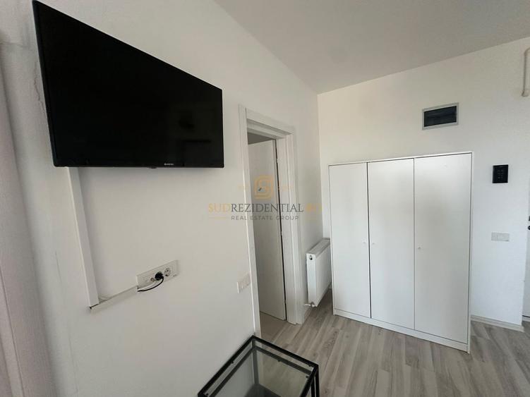 Apartament cu 2 camere semidecomandat, mobilat în Central