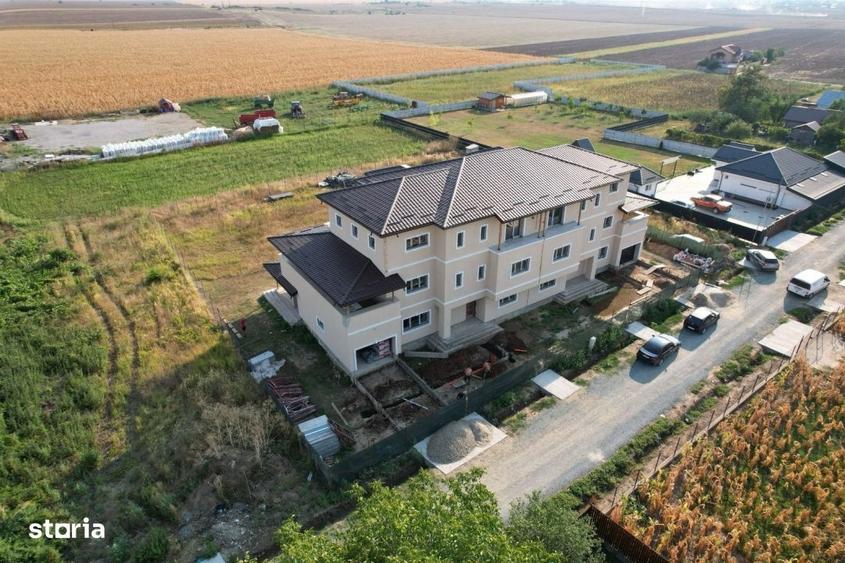 Casă cu 4 camere în Bălăceanca