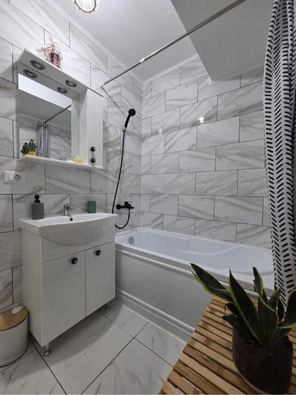Apartament cu 2 camere semidecomandat în Nord