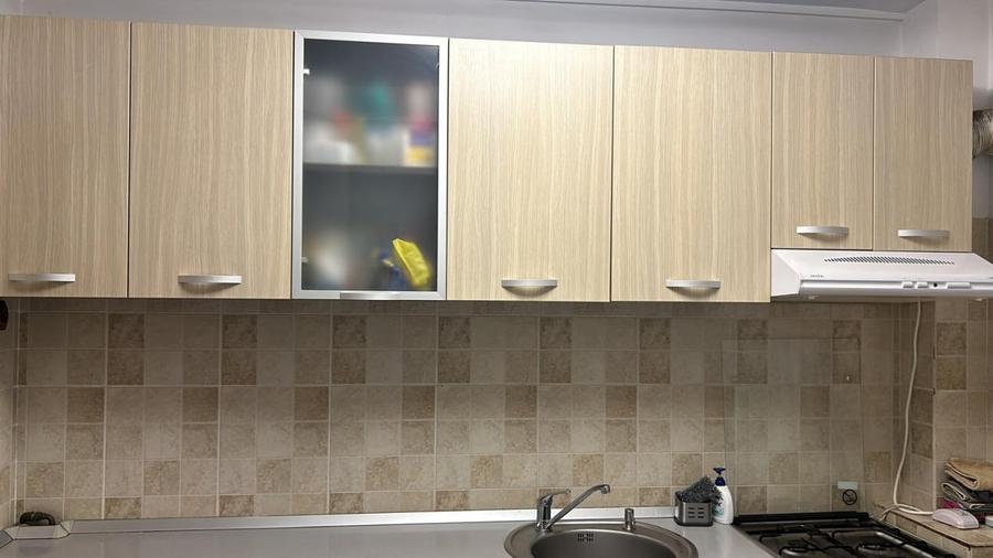 Casă individuală cu 6 camere cu Canalizare în Cârcea
