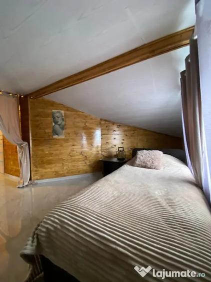 Apartament cu 4 camere decomandat în Central