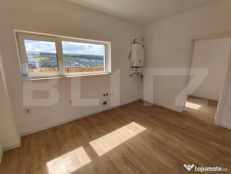 Casă cu 4 camere cu Teren 332 Mp în Chinteni