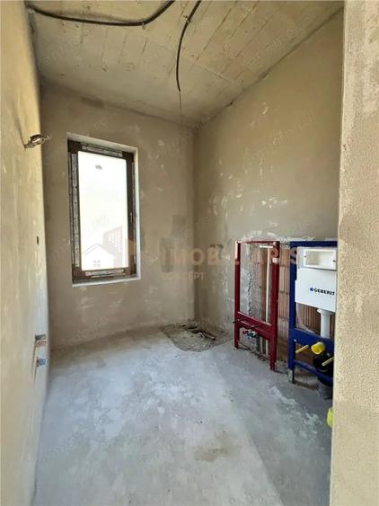 Casă cu Teren 750 Mp în Tăuții de Sus