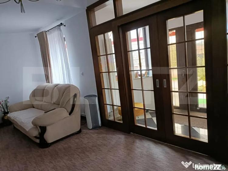 Casă cu 6 camere cu Teren 500 Mp în Bunloc