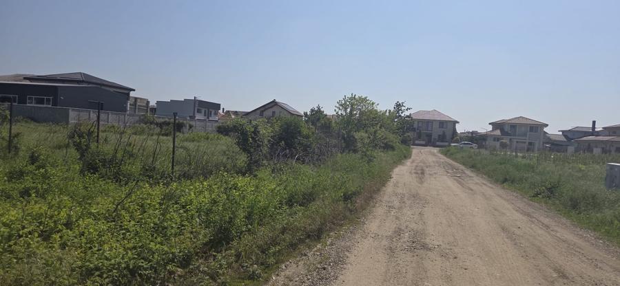 Teren Construcții intravilan de 870 mp, în Nord-Est