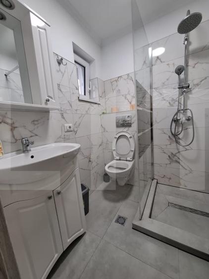Casă individuală cu 6 camere cu Canalizare în Central