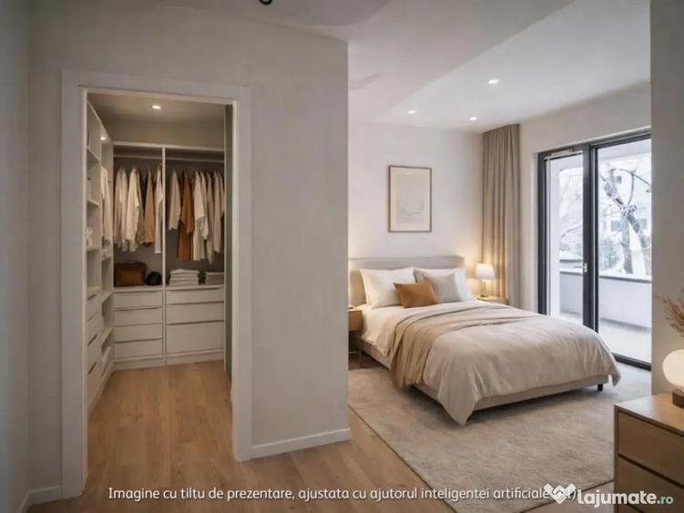Apartament cu 4 camere semidecomandat în Iancului