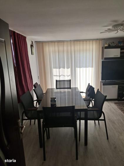 Casă cu 3 camere în Arsa