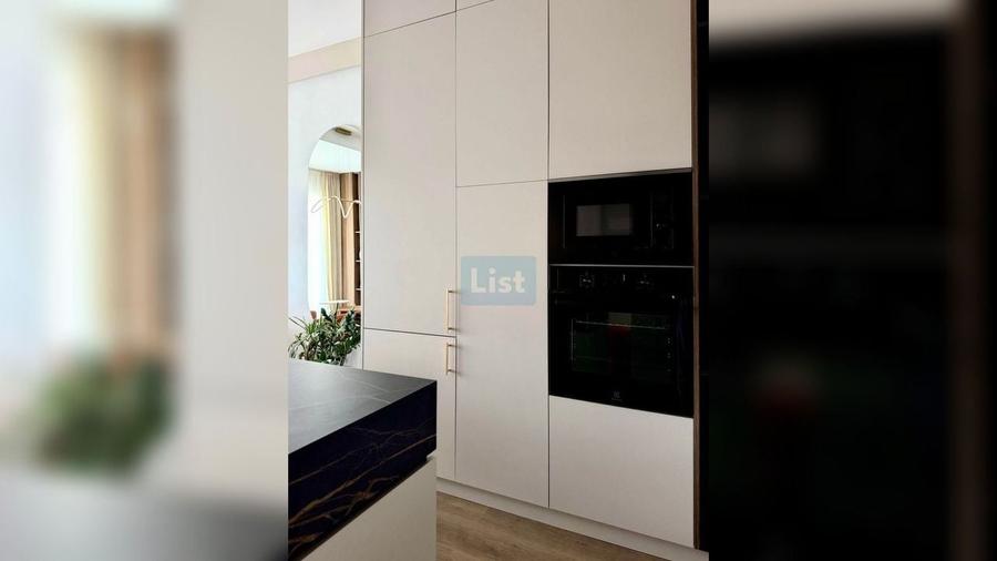 Apartament cu 2 camere semidecomandat, mobilat în Florești