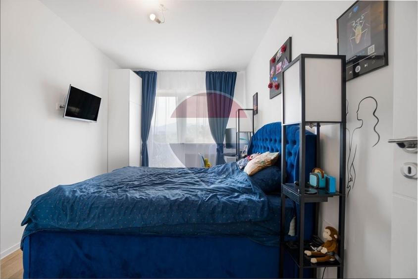 Apartament cu 3 camere decomandat, mobilat în Sânpetru