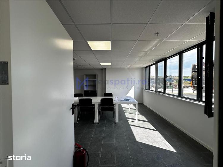 Spațiu comercial, de 2,742 mp, în Miroslava