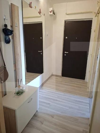 Apartament cu 2 camere semidecomandat, mobilat în Zahana