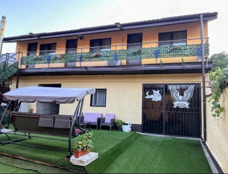 Casă cu 6 camere cu Teren 700 Mp în Eșelnița