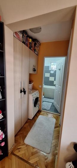De vanzare apartament cu 2 camere, zona 7 Noiembrie - 11