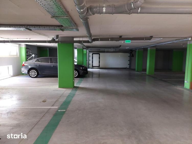 Apartament cu 3 camere decomandat în Turnișor