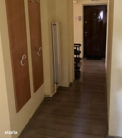 Apartament cu 3 camere decomandat în Păcurari