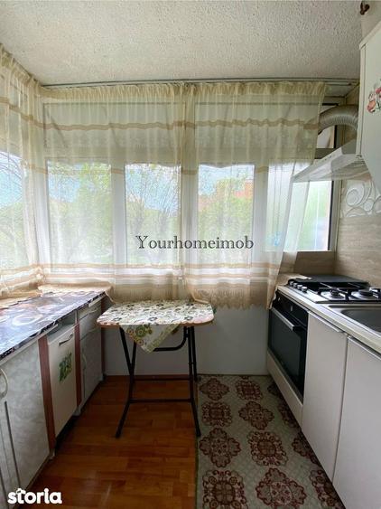 Apartament cu 2 camere decomandat în Rovine