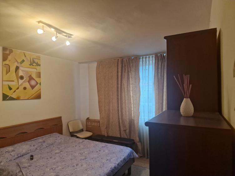 Apartament cu 2 camere decomandat în Mărăței