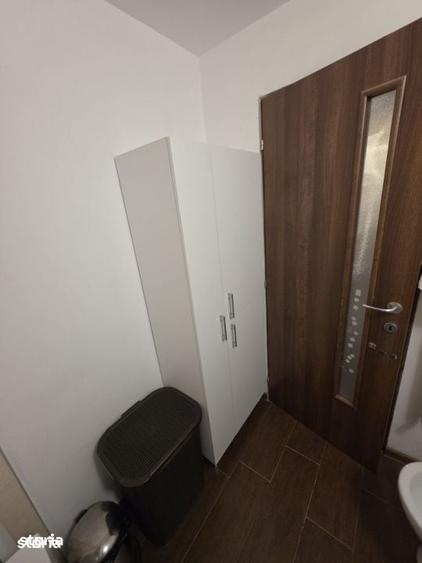 Apartament cu 3 camere decomandat în Titan