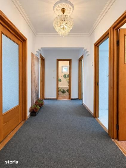 Apartament cu 3 camere în Stadion