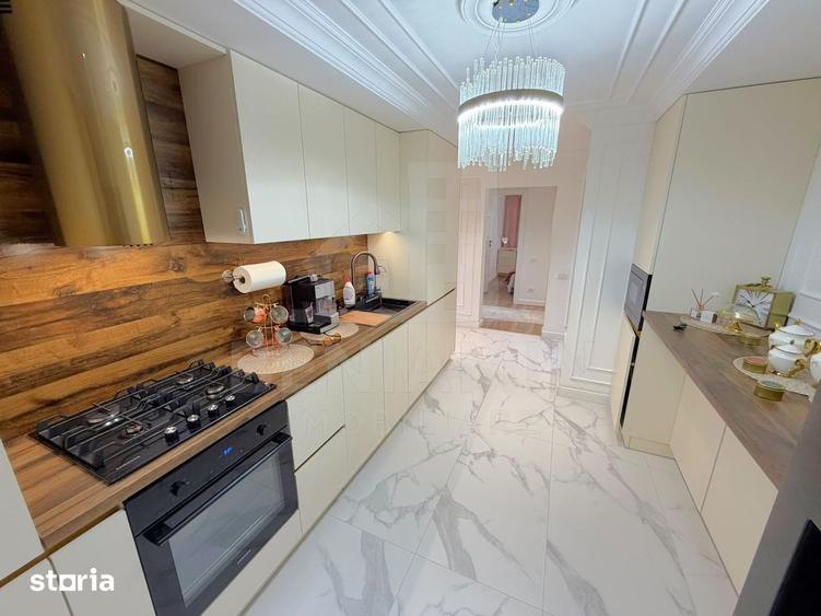 Apartament cu 3 camere decomandat în Craiovița Nouă