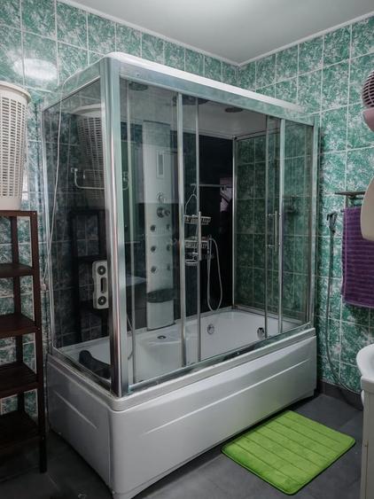 Casă cu Teren 70 Mp în Barbu Văcărescu