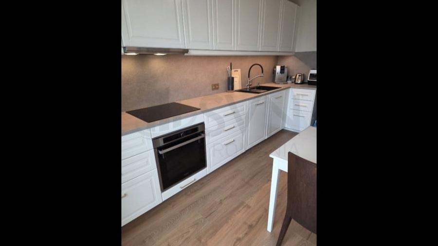Apartament cu 4 camere decomandat în Sud