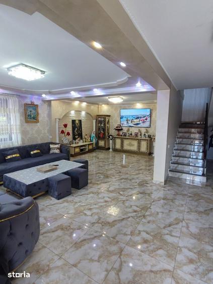 Casă cu 4 camere cu Teren 338 Mp în Colentina