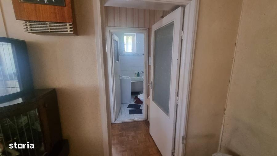 Apartament cu 3 camere, etaj 3, zona Liceul Lucian Blaga - 6