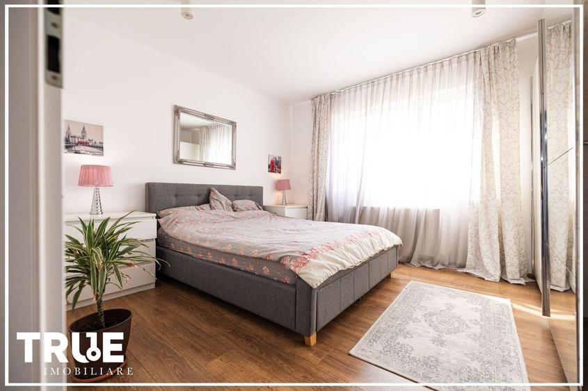 Apartament cu 4 camere decomandat, mobilat în Unirii