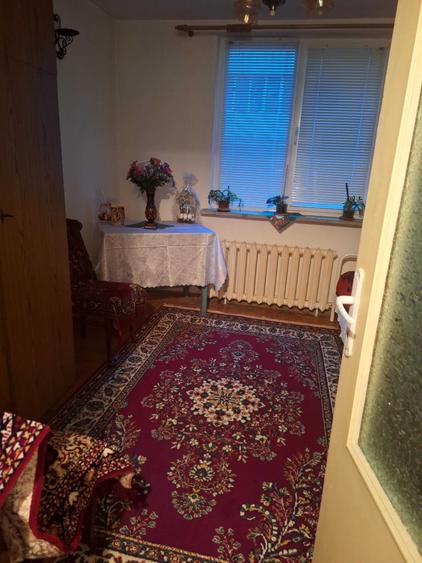 Apartament cu 3 camere decomandat în Precista