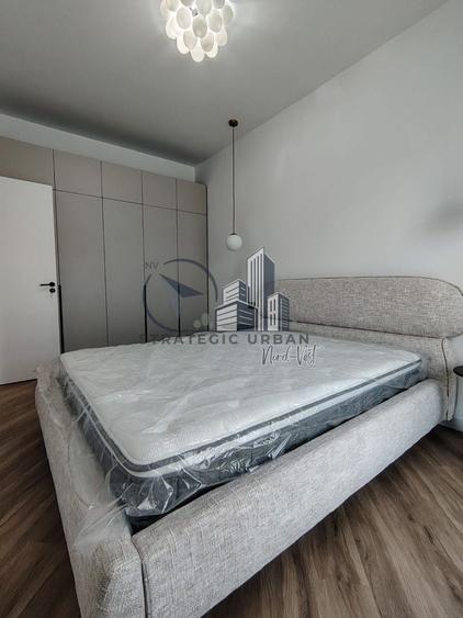Apartament cu 2 camere semidecomandat, mobilat în Florești