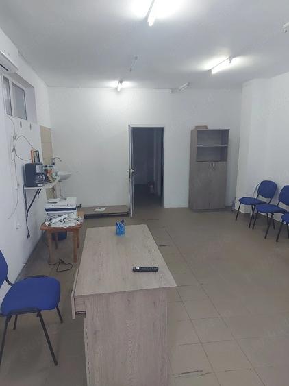 Spațiu comercial, de 55 mp, în Drăgășani