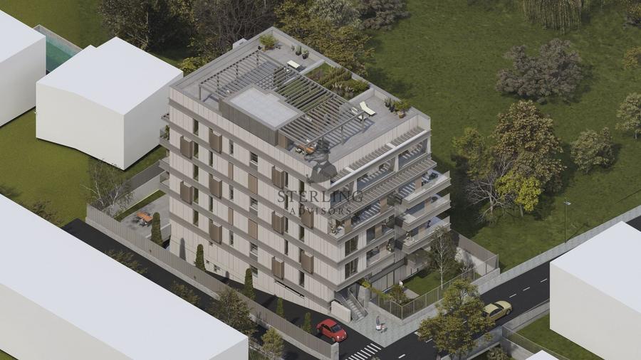 Penthouse cu 4 camere decomandat în Nord