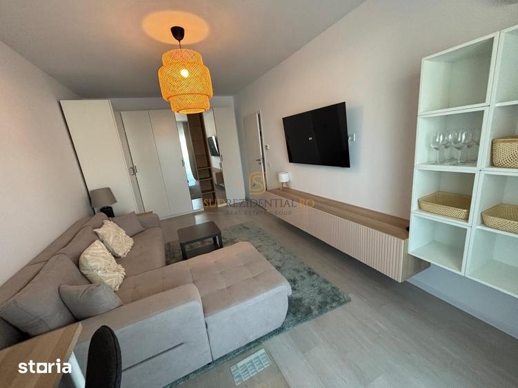 Apartament cu 2 camere, mobilat în Central