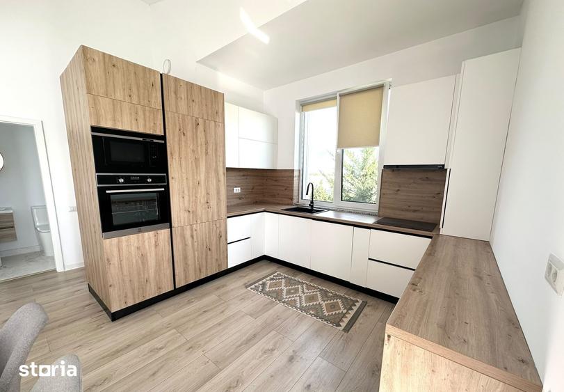 Casă cu 4 camere cu Teren 500 Mp în Corbeanca