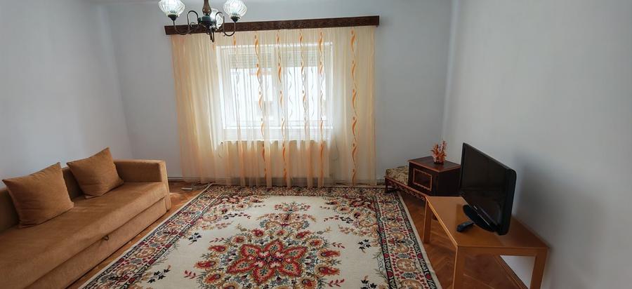 Casă cu 3 camere în Lupeni