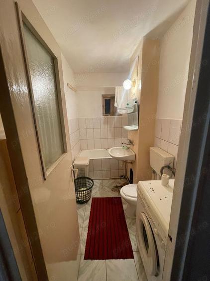 Apartament cu 2 camere decomandat în Cavnic