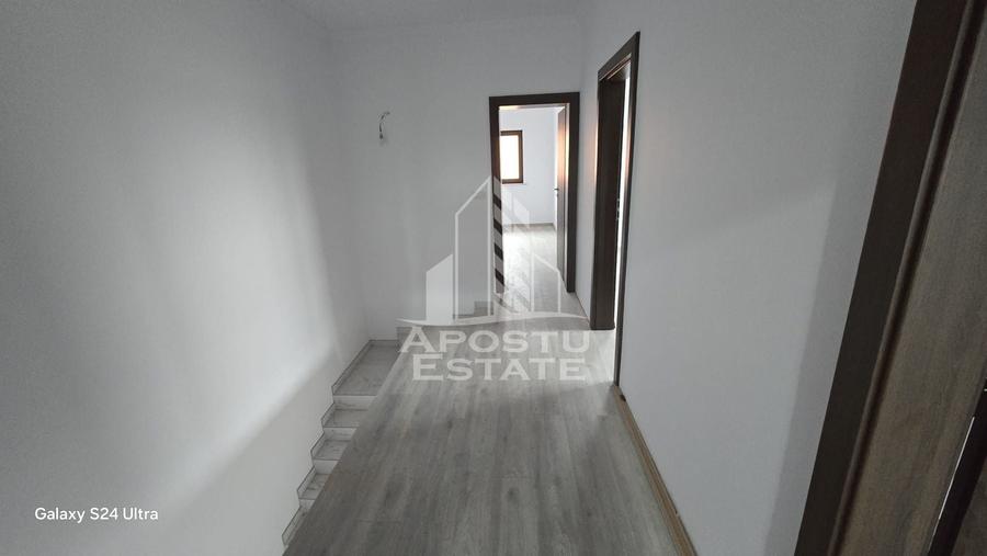 Duplex cu 5 camere cu Canalizare în Giarmata