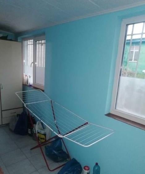 Apartament cu 3 camere semidecomandat, mobilat în Tomis Nord