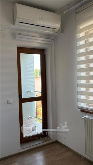 Apartament cu 2 camere semidecomandat, mobilat în Central