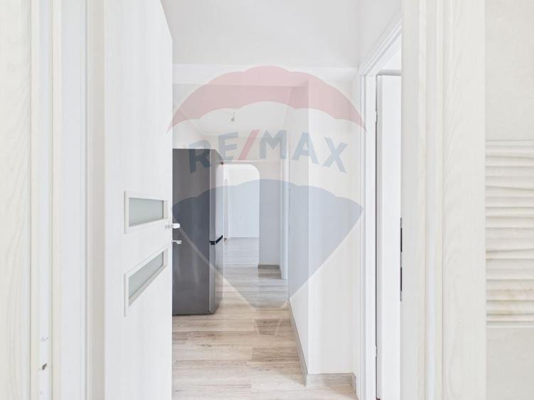 Apartament cu 3 camere decomandat, mobilat în Lujerului