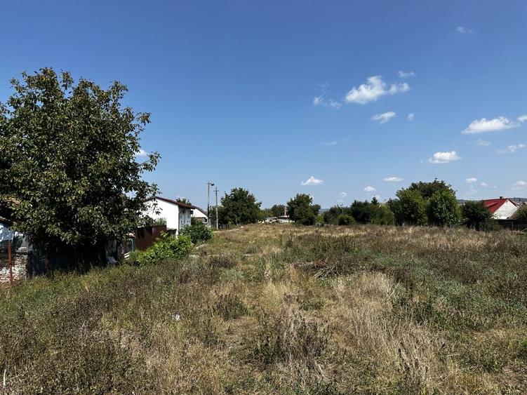 Teren Construcții intravilan de 16058 mp, în Țiglari