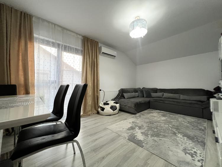 Apartament cu 2 camere decomandat, mobilat în Giroc