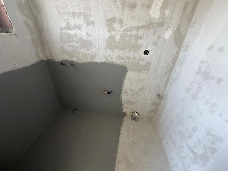 Casă individuală cu 4 camere cu Canalizare în Central
