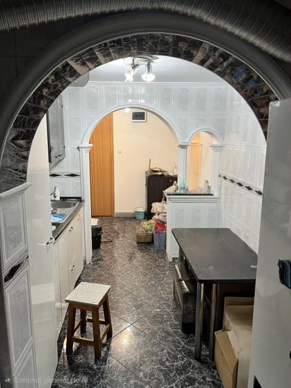 Apartament cu 3 camere decomandat în Dristor