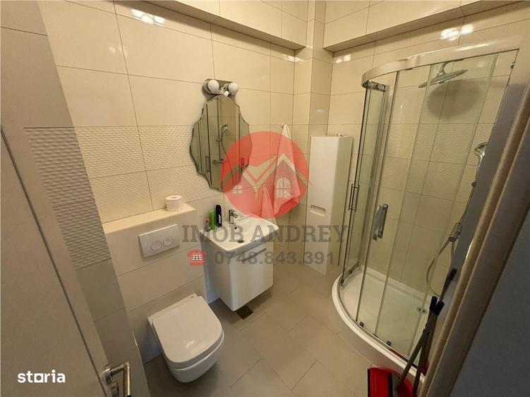 Apartament cu 2 camere decomandat în Peco