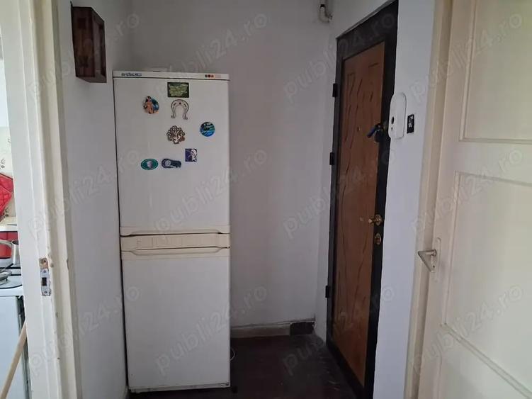 Apartament cu 2 camere semidecomandat în Câmpina