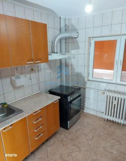 Apartament cu 2 camere, mobilat în Moșilor